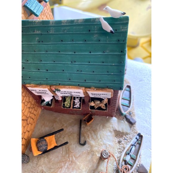 Department 56 Christmas Village 1998 North Eastern Sea Fisheries - Picture 4 of 10